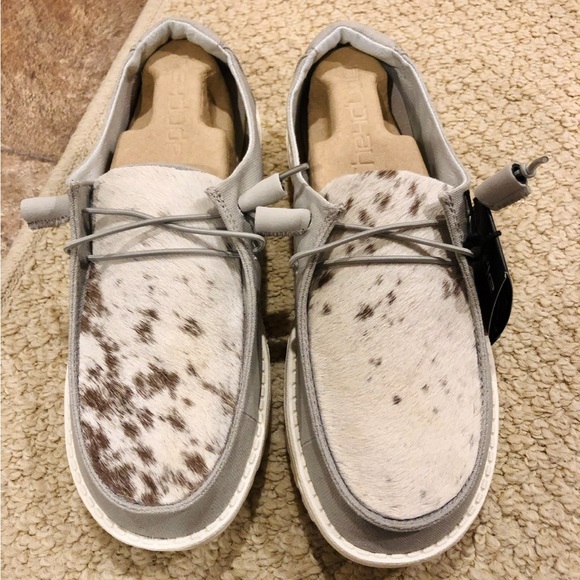 Women's CUSTOM Cowhide Hey Dudes ! 🐄🐄 read description - Picture 11 of 13